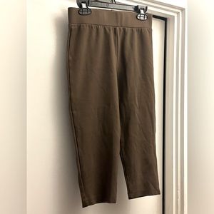 Brown gently used Capri leggings; size small